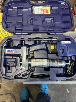 Lincoln Cordless Grease Gun