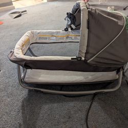 Portable Bassinet 