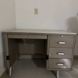 Mid-Century Modern Statesman Metal Tanker Desk