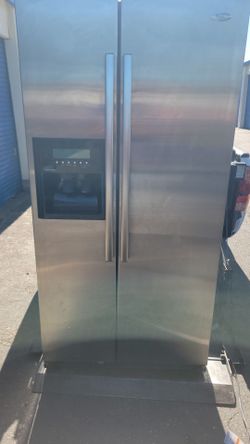 WHIRLPOOL COUNTER DEPTH  WORKS GREAT CAN DELIVER ANYWHERE