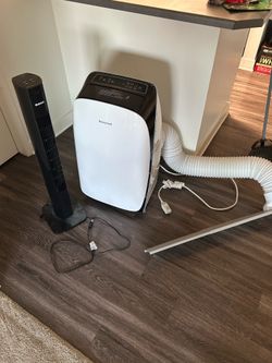 MOVING SALE - Portable AC + FREE rotating fan
