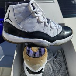 Nike Air Jordan 11 Concord Sz 9.5 2011
