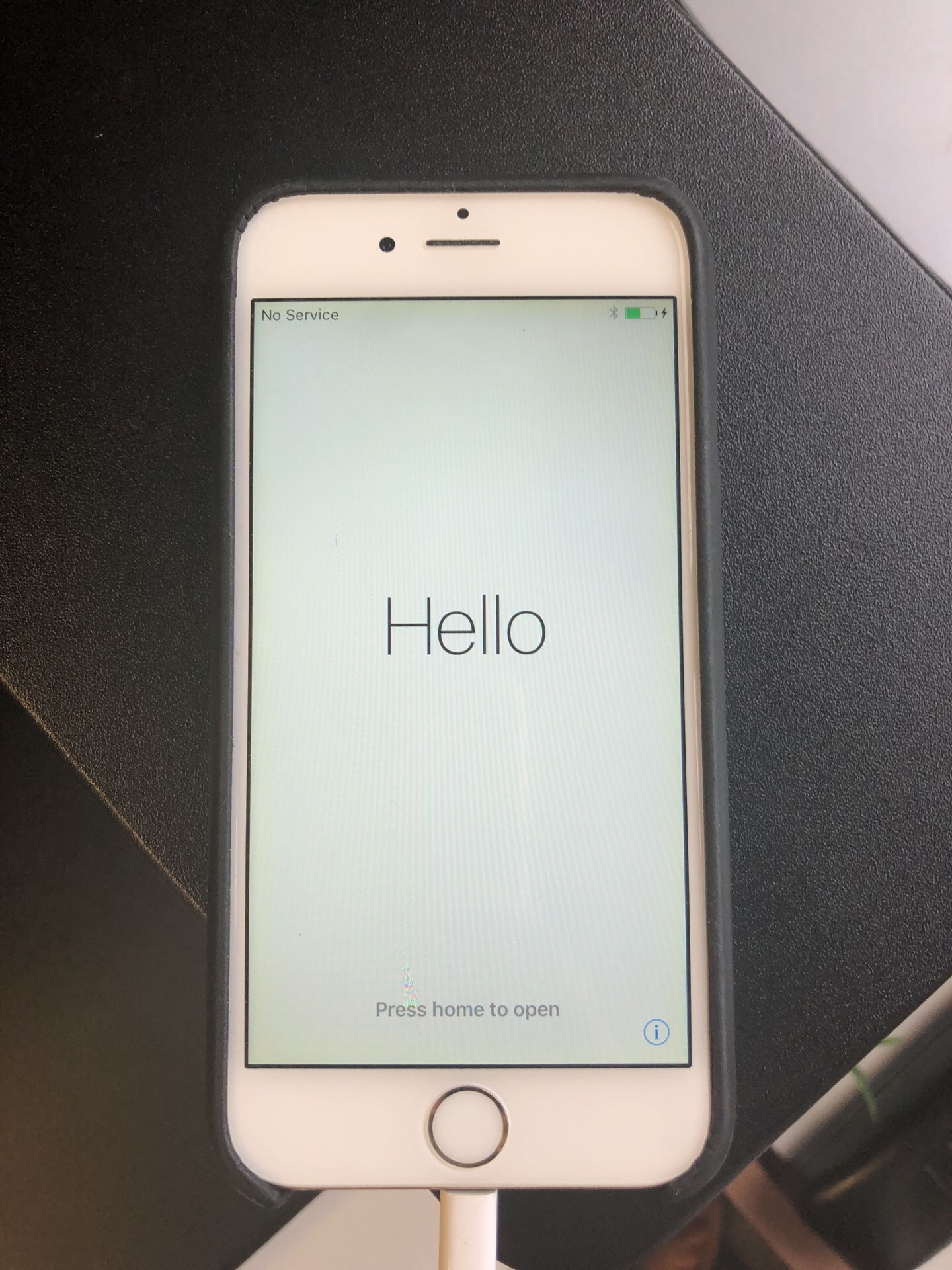 Apple iPhone 6 - unlocked and reset to factory settings. Rose gold color. Works perfectly and still has like new battery life!