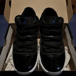 Jordan 11 Space Jam