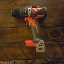 Milwaukee 1/2" (13mm) Hammer Drill With 1 4.0 M18 Battery And 1 Charger BUNDLE