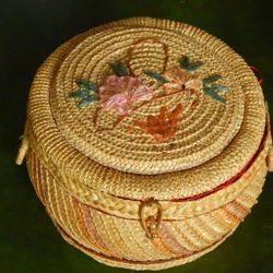 VintageChina Straw Wicker Woven Crafts Sewing Basket Box