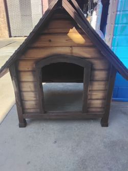 Wooden Doghouse with weatherproof roof
