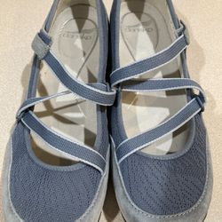 Néw Womens Dansko Hilda Mary Jane’s Denim Blue Size 39/8.5-9