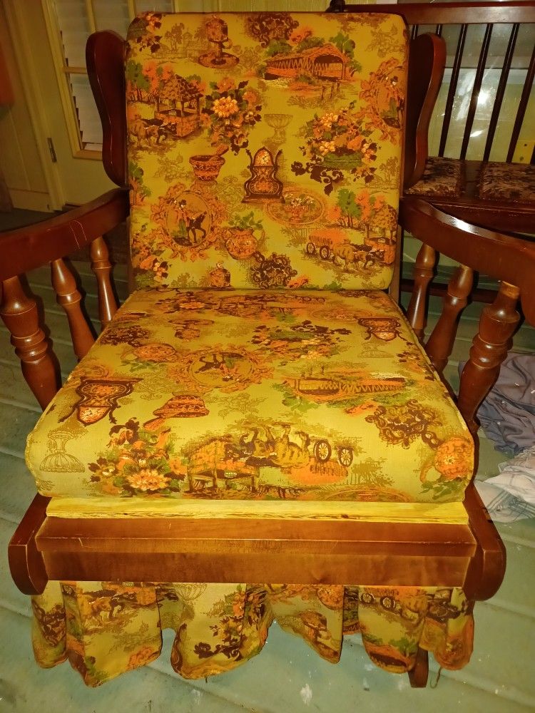 70's Vintage Wooden Rocking Chair