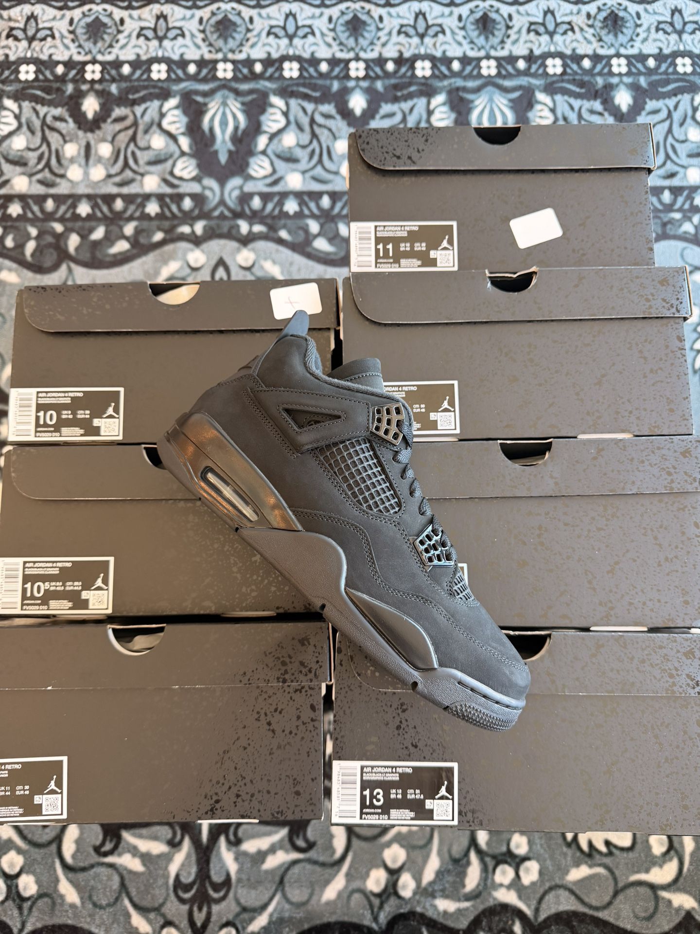 Jordan 4 Black Cats 2025 Men 10, 10.5, 11, 12, 13