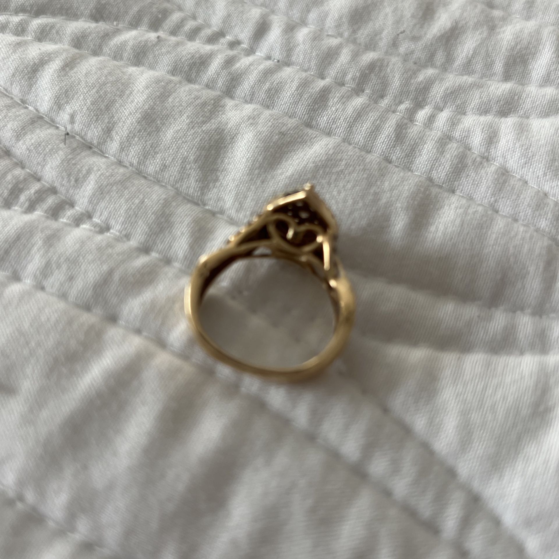 10k Pear Shape Wedding Ring 💍 