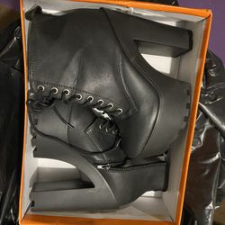 Heels/boots Size 9