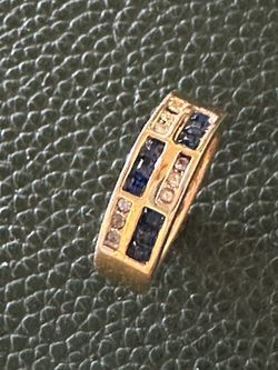 Unisex 18k gold plate ring size 8