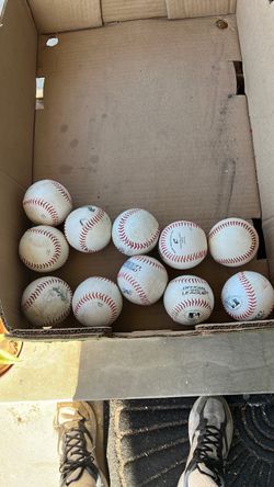 Soft toss baseballs
