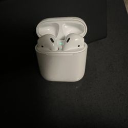 Apple AirPods 