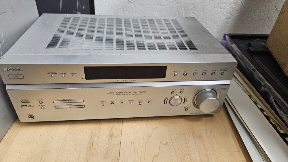 Sony STR - K6800P 6.1 Home Theater Surround Sound With Remote & Speakers