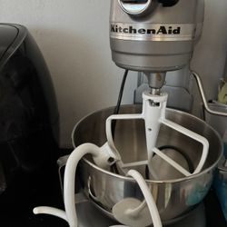 Kitchen Aide Mixer