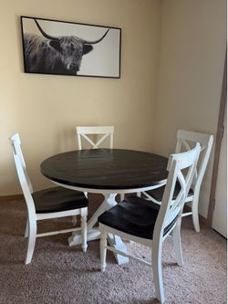 Farmhouse table