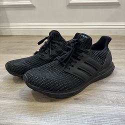 Adidas Ultra Boost 4.0 Triple Black Shoes Size 11