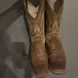 Boot Barn -Big Kid Size 4 Cowboy Boots