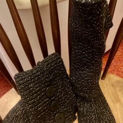 UGG Blacks& Gold Knit Casual Cardy Tall Boots Size 5 
