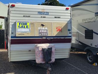 RV   TRAILER  prowler   78