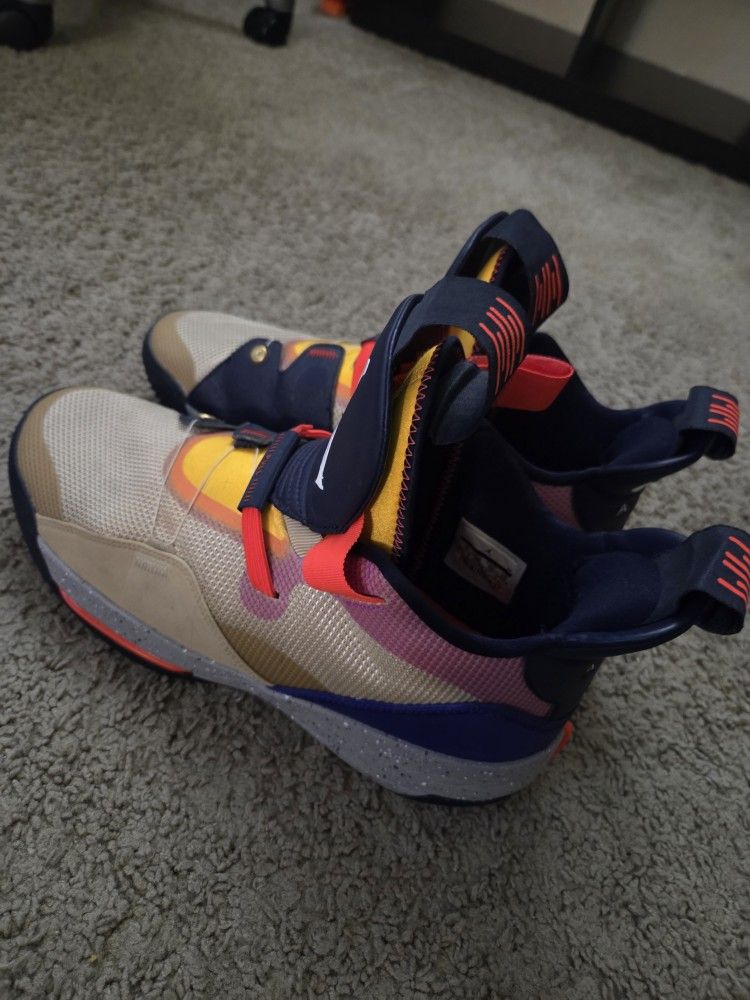 Air Jordan 33 "Visible Utility"