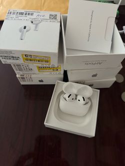 Apple AirPod 4 Generation Noise Cancellation