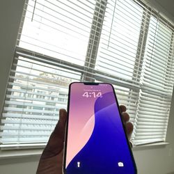 Unlocked IPhone 13 128 GB