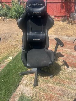 DXRacer Gaming Chair Black