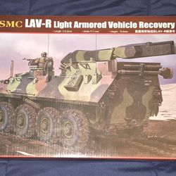 Trumpeter 1/35 USMC LAV-R Light Armored Recovery Vehicle