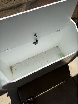 Toy chest