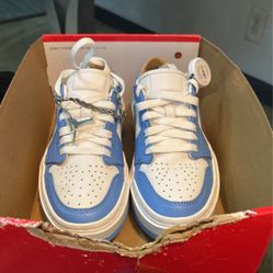 JORDAN 1 Elevate Low Se University Blue Women's