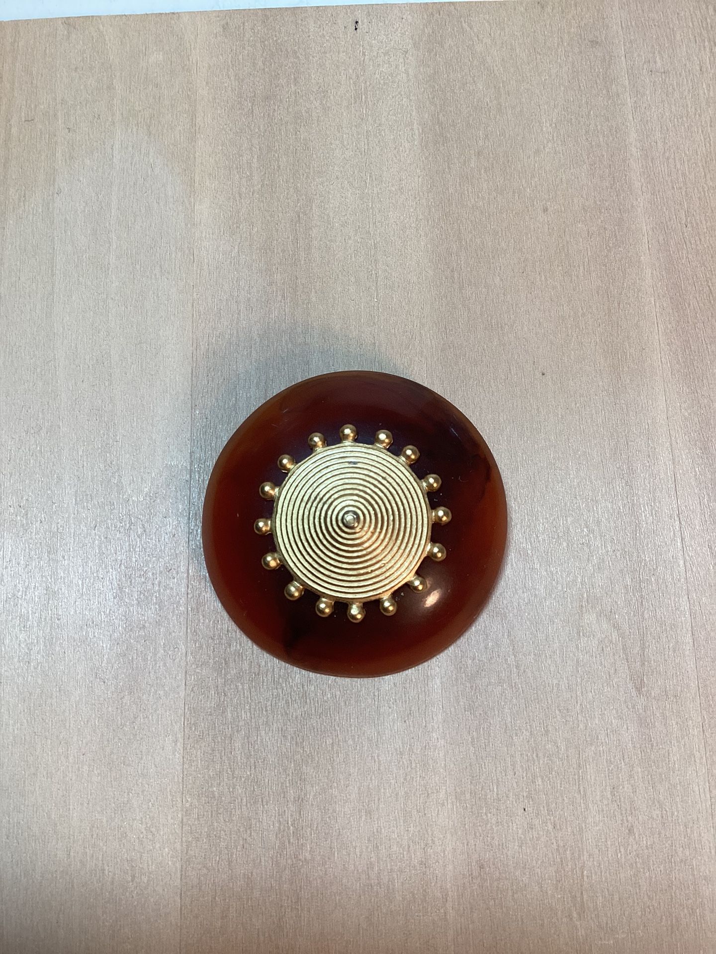 Rare Vintage Signed Liz Claiborne Butterscotch With Golden Insert Brooch
