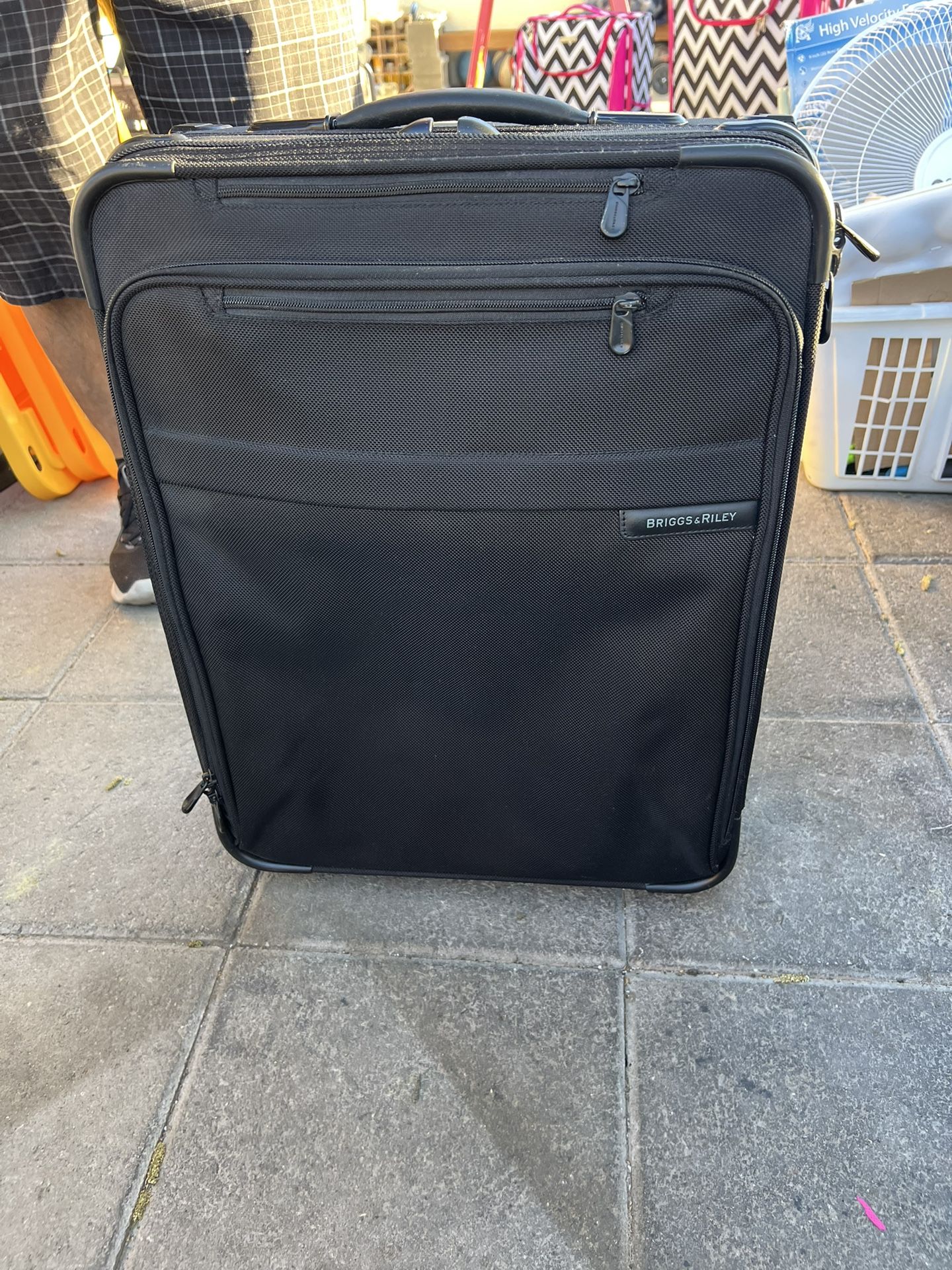 Briggs & Riley Baseline Essential Carry-On Spinner Luggage