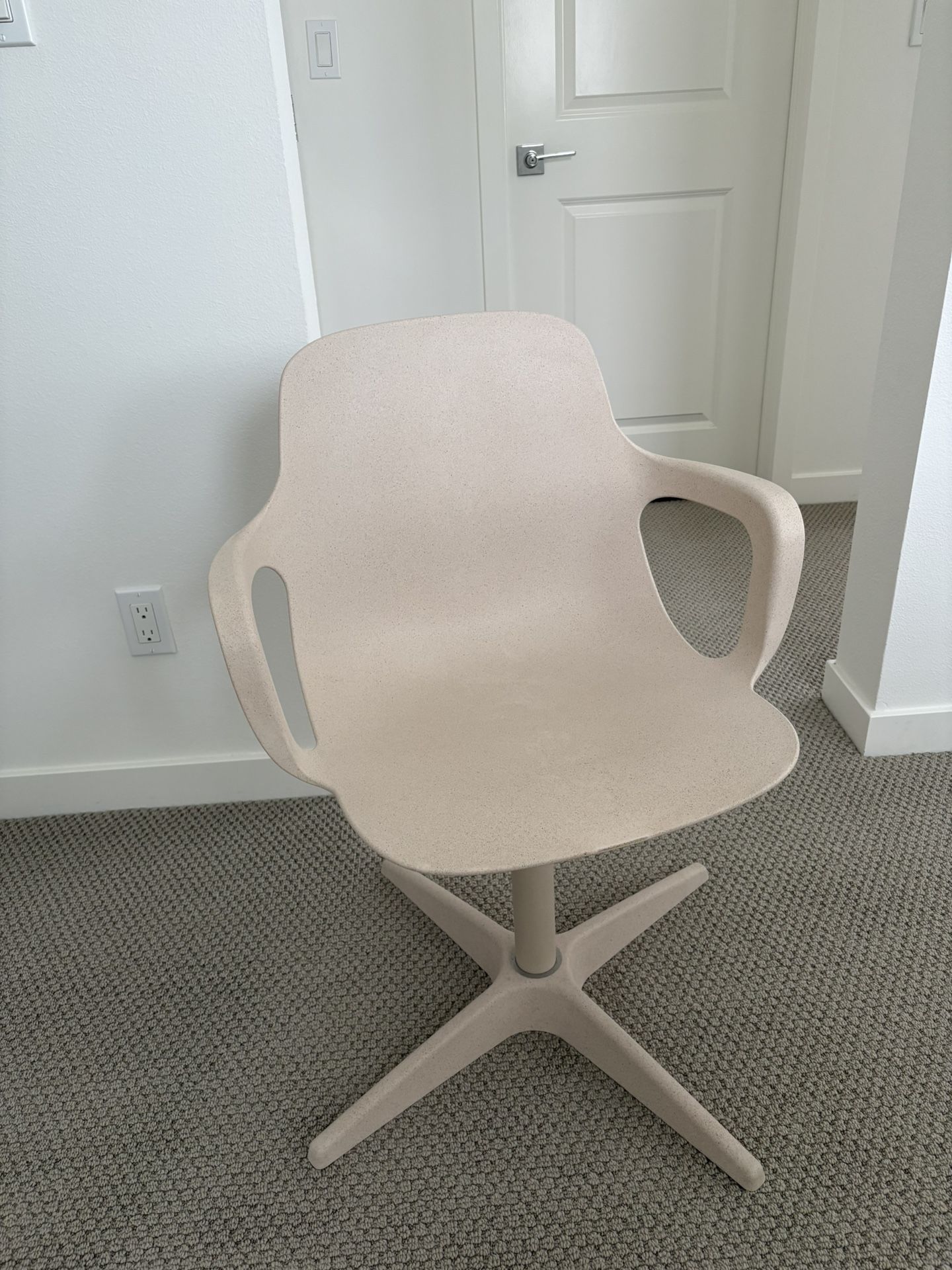 IKEA ODGER Swivel chair, Beige