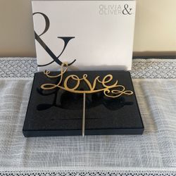 “Love” Cake Topper