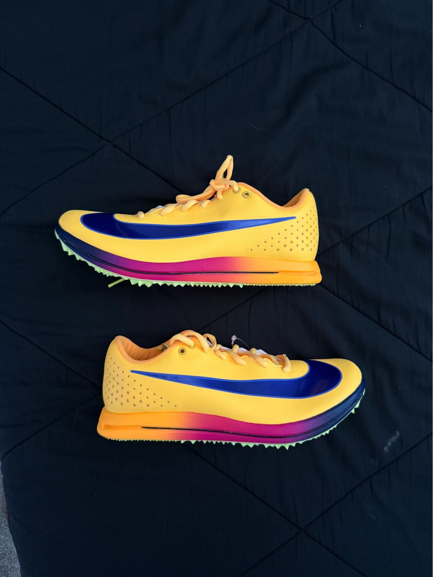 Triple Jump Spikes
