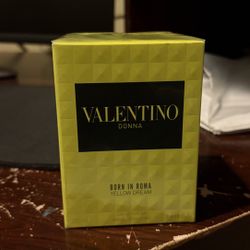 Valentino Born In Roma (Combo)