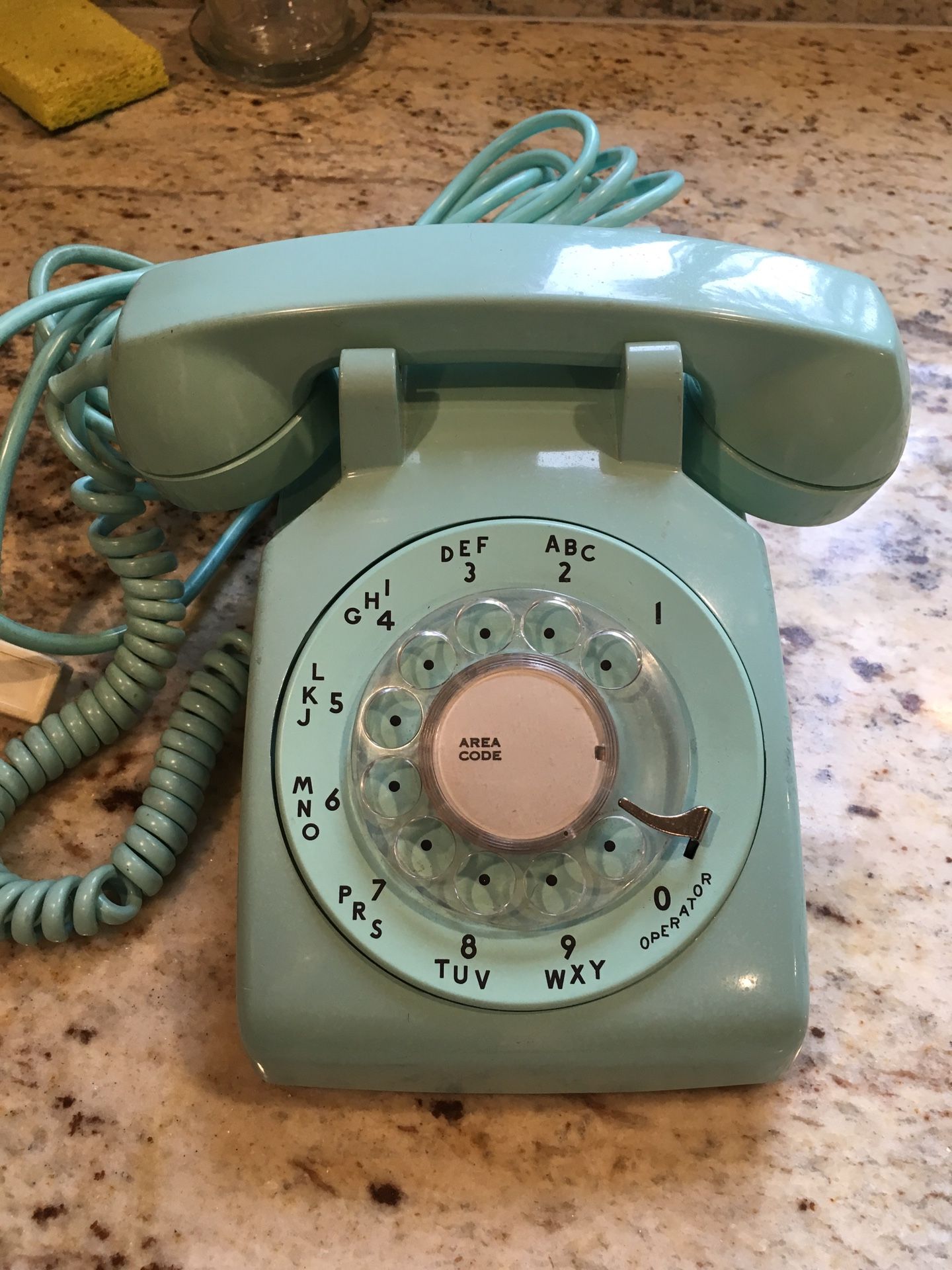Old phone that dial phone