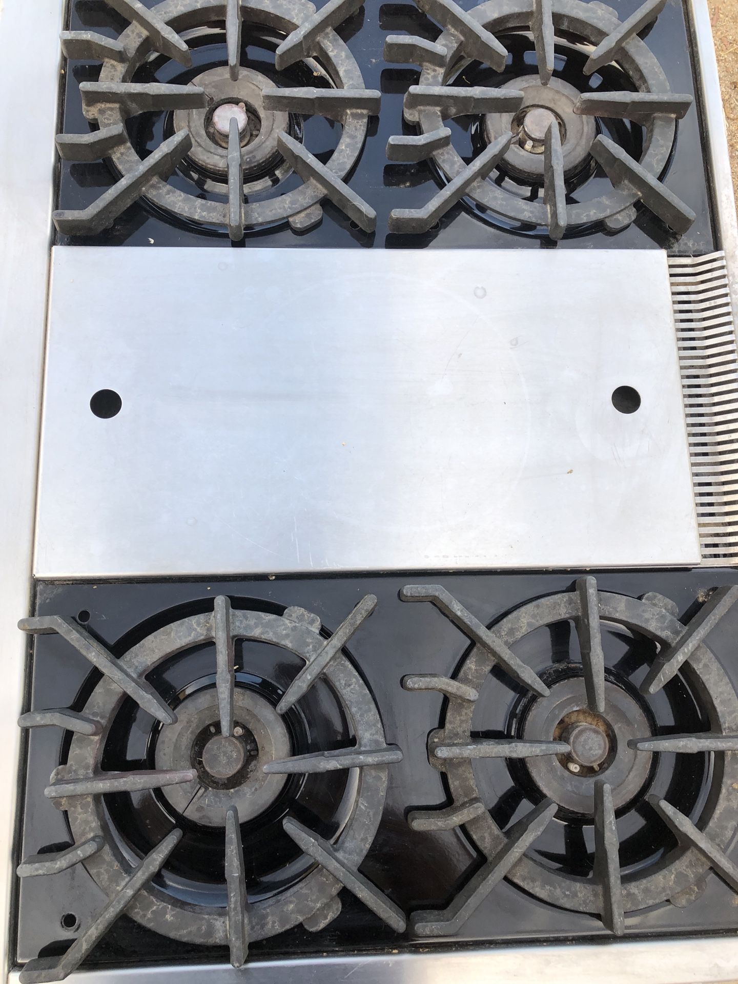 Wolf Gas cooktop with griddle for Sale in Cave Creek, AZ OfferUp