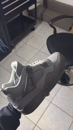 Jordan 4s