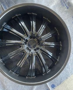 26” Rims black 5 lugz