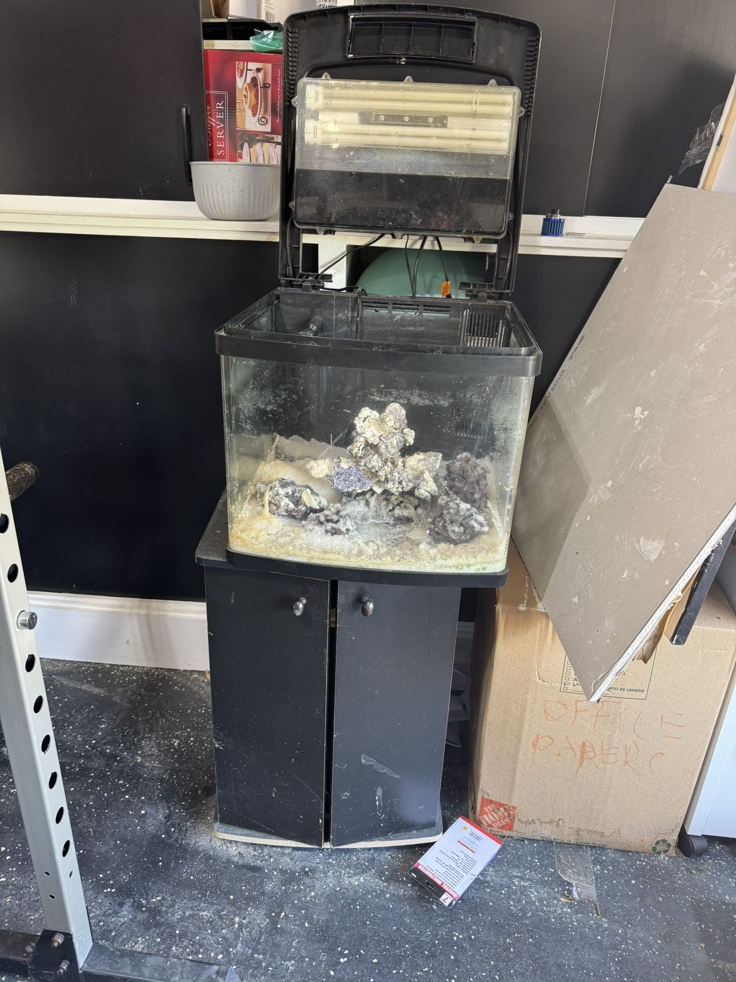 Salt Water Fish Tank 32 Gallon Bio Cube