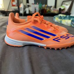Kids Indoor Cleats 