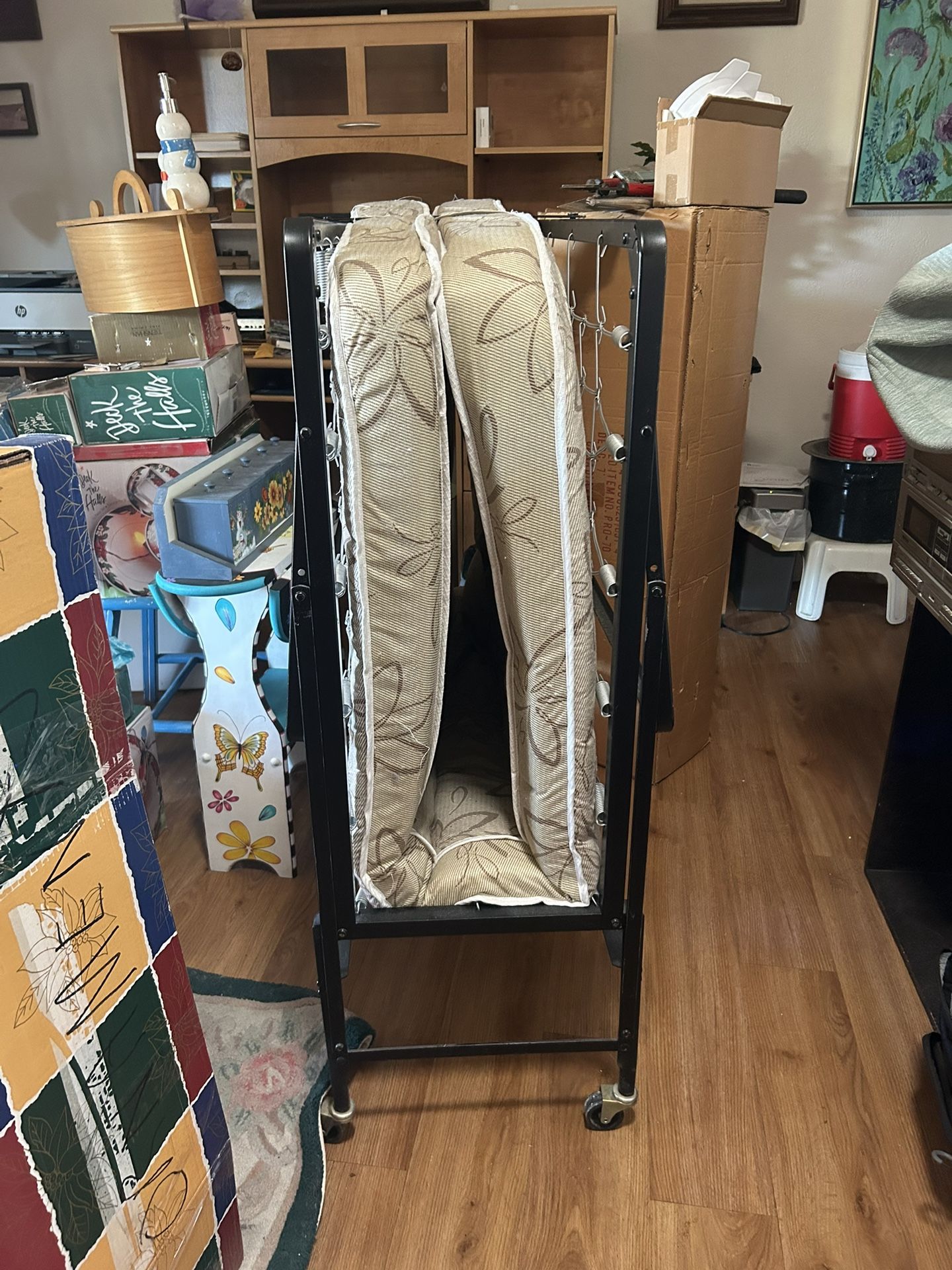 Roll Away Twin Bed