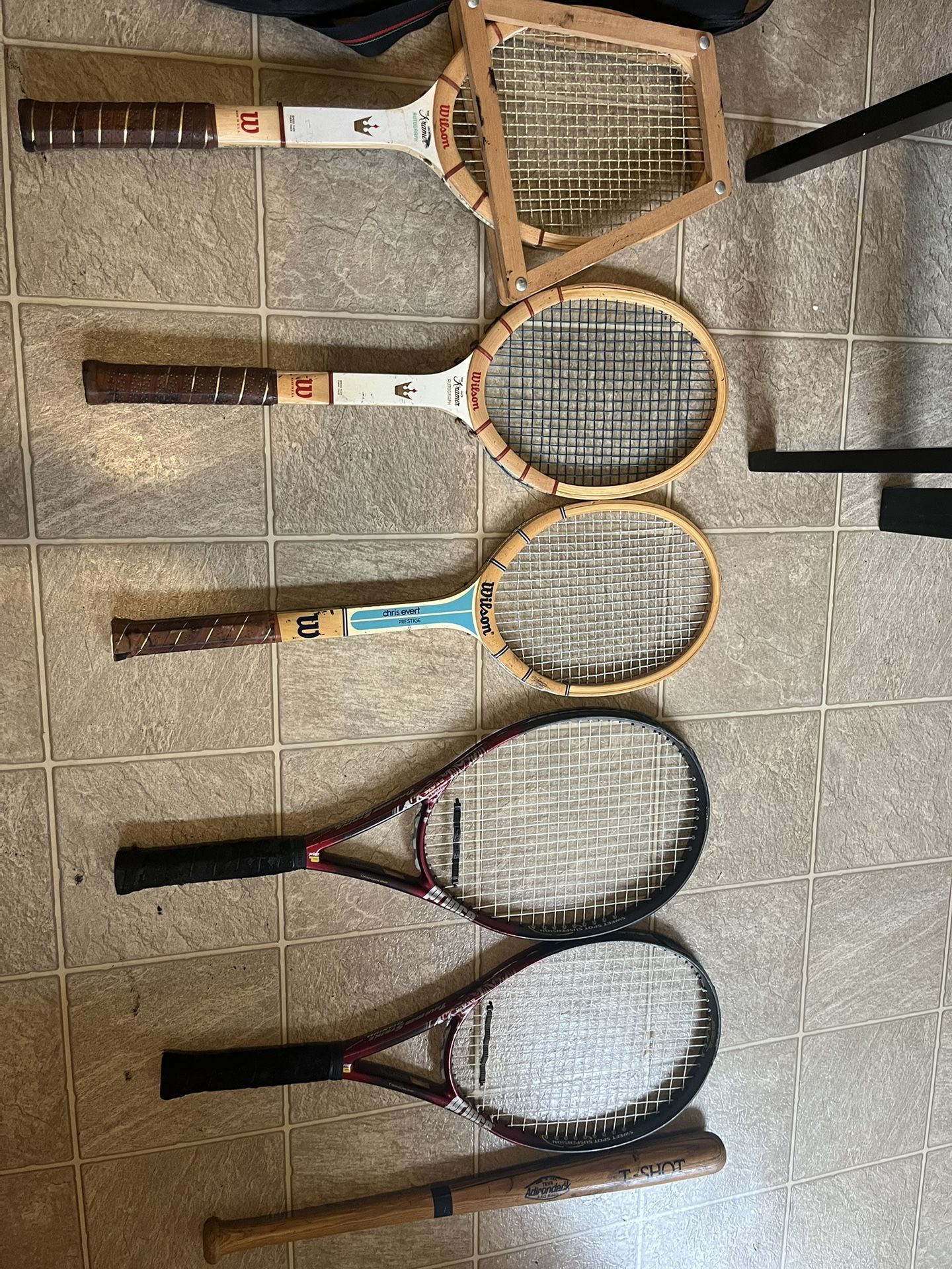 Tennis brackets