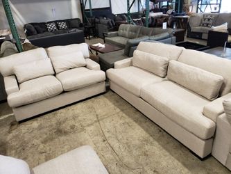 New 2pc set sofa and loveseat tax included
