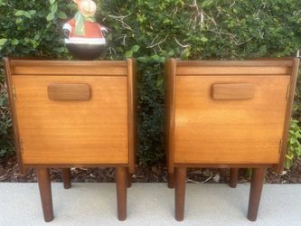 White & Newton Nightstands - Mid Century Modern Teak