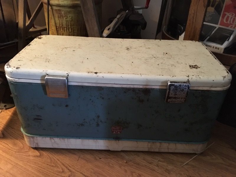 Vintage steel belted thermos cooler